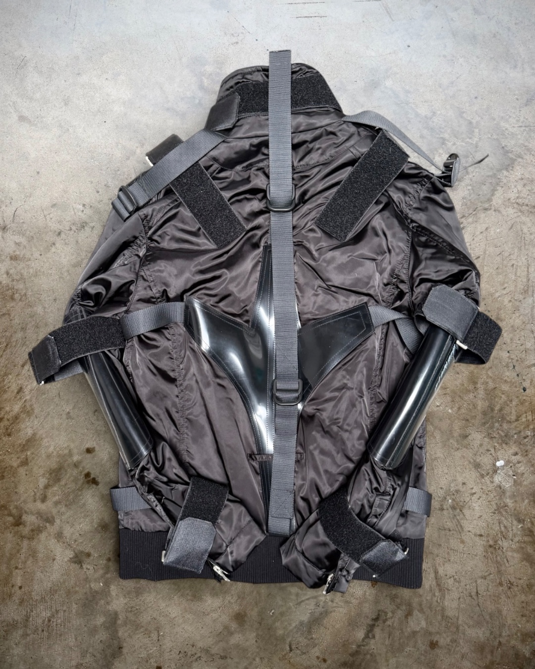 Dolce & Gabbana Fall/Winter 2003 Bondage Strap Jacket — photo 3